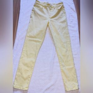 *Joe's Jeans* NWOT High Rise Skinny Cropped Jeans